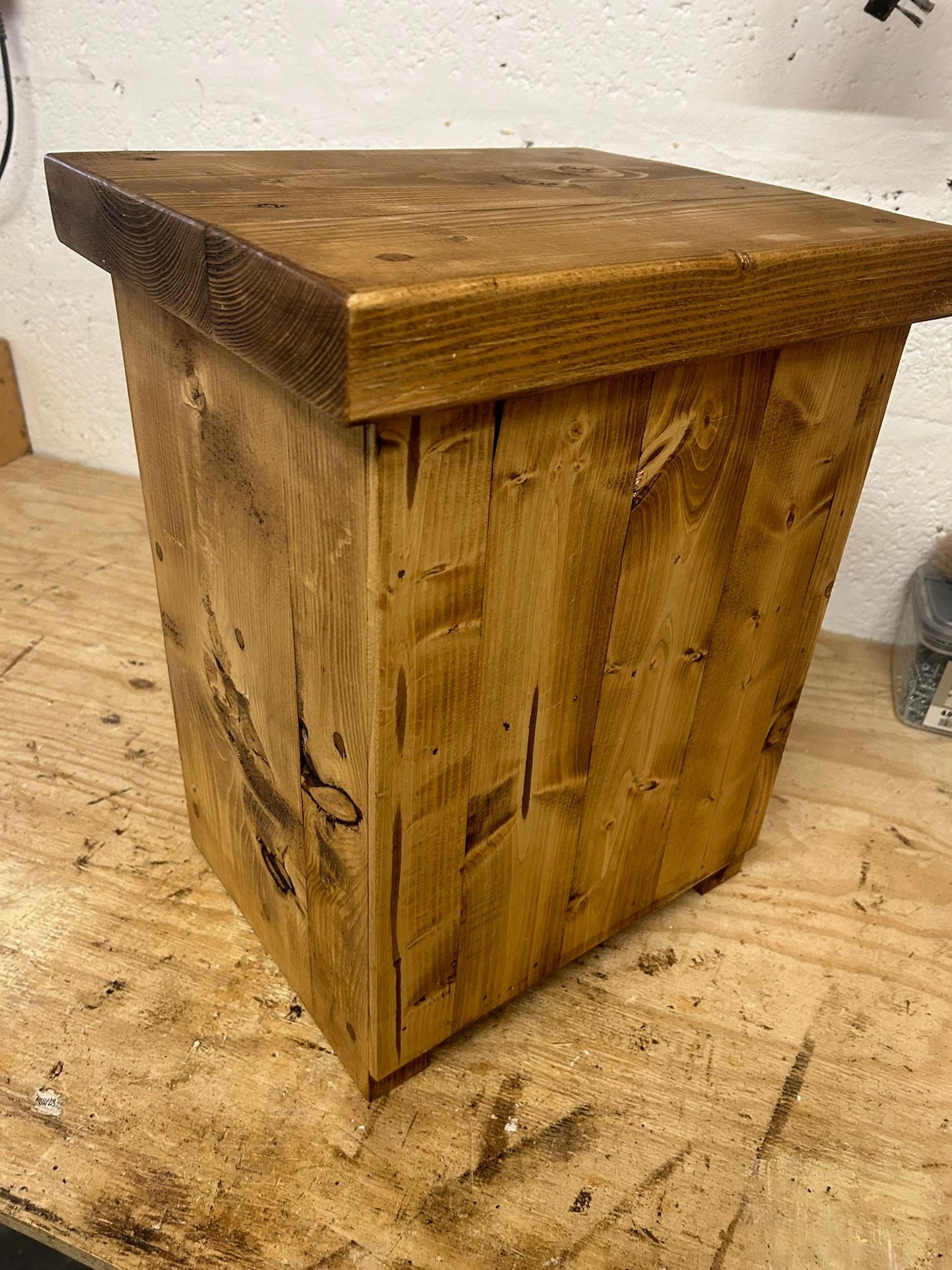 Solid wood bedside cabinet