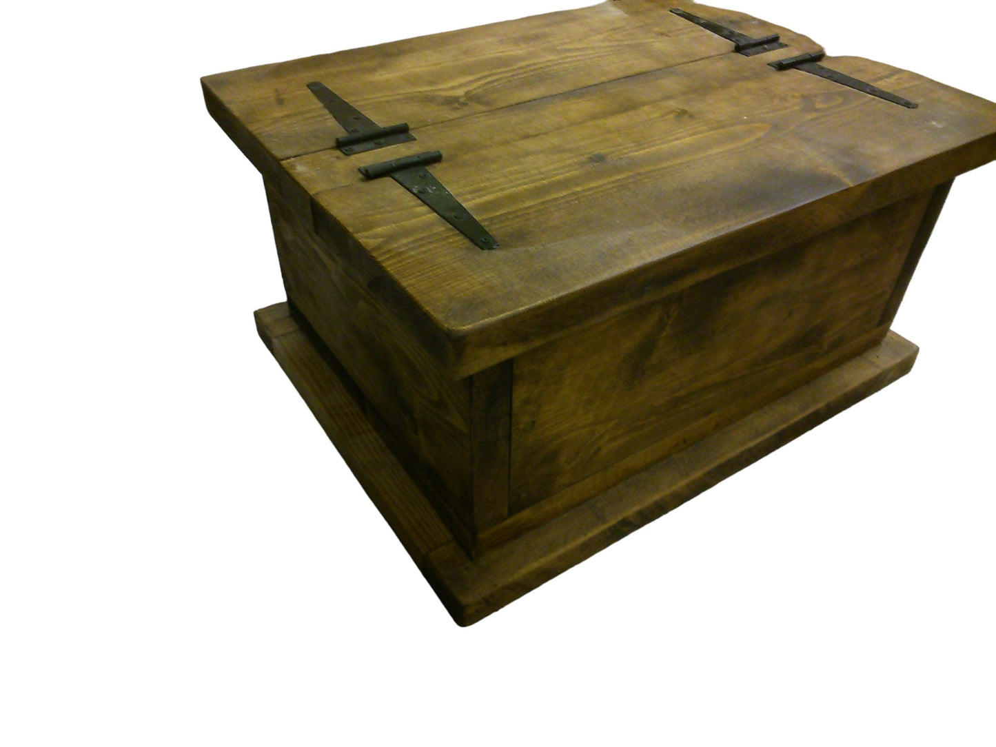 Handmade Rustic Coffee Table Chest / Storage